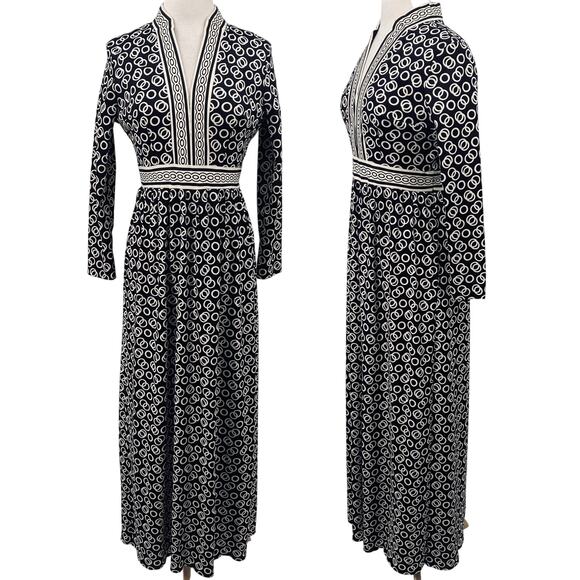 Vintage 70s Geometric Print Maxi Dress Empire Waist Long Sleeve Black White 8 - Picture 1 of 10